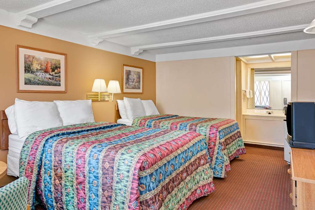 Knights Inn Charleston West Virginia Zimmer foto